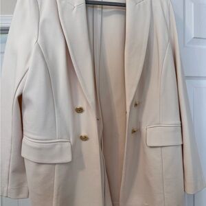 Chico's Cream Tailored Blazer with Notched Lapels